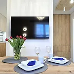 Vip Koscielna Apartman *