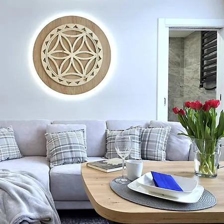 Vip Koscielna Apartment